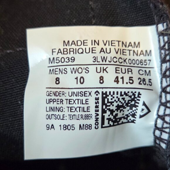 Black monochrome Converse Low top Hardly worn *Spring Clearance* - Picture 3 of 6